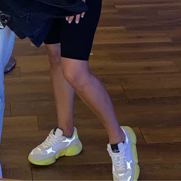 Valentino Garavani sneakers - Picture 9 of 10